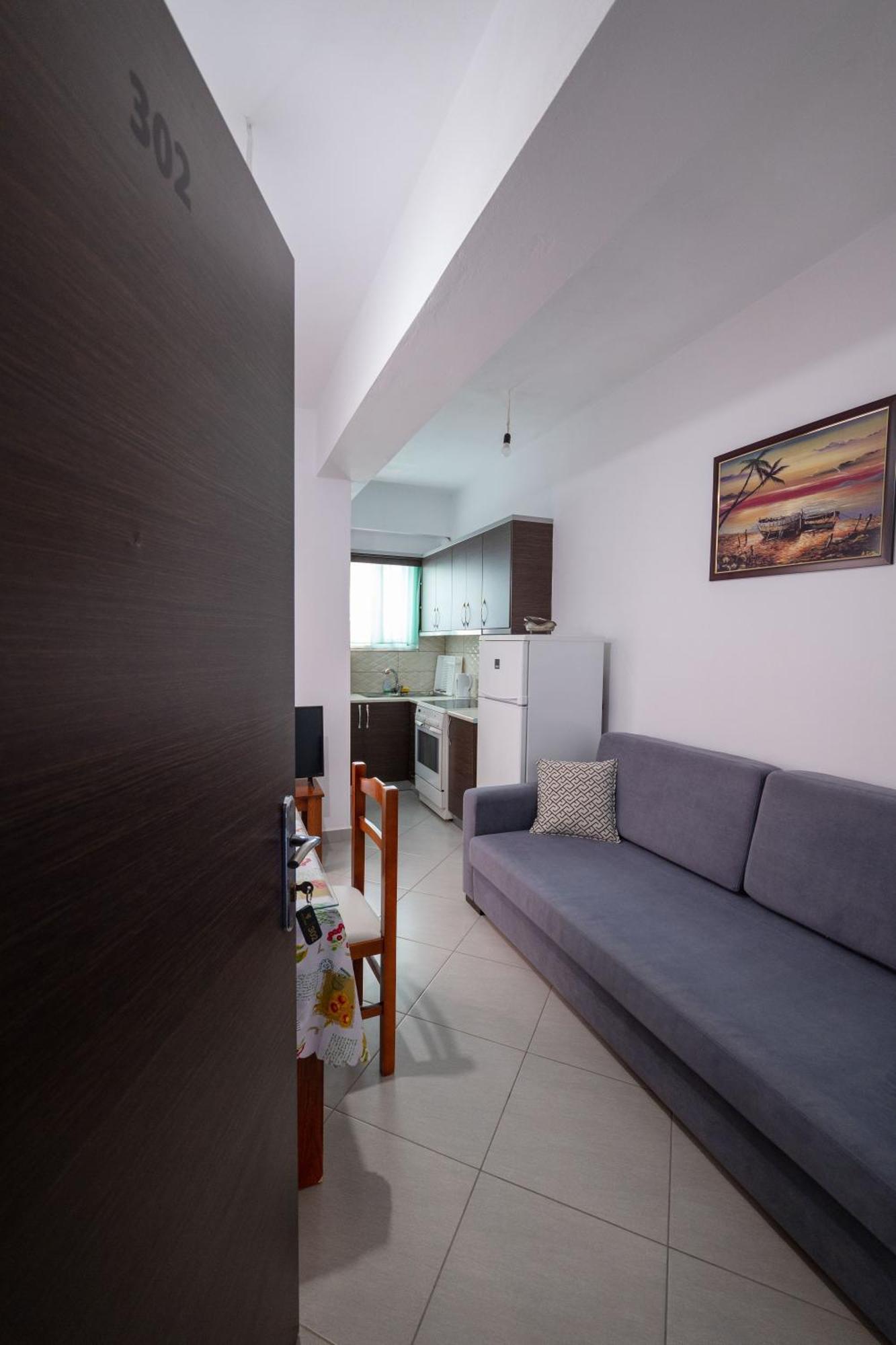 Erioni Hotel Saranda Extérieur photo